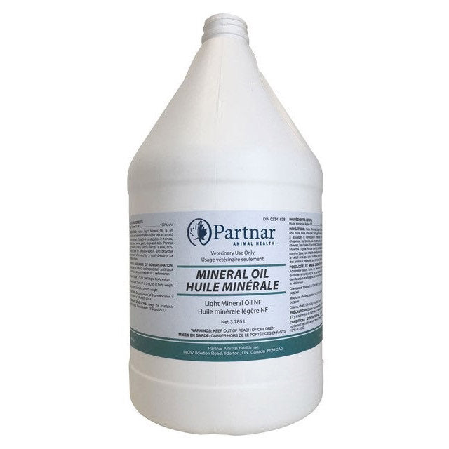 Light mineral oil 3.78 L 100 % V/V